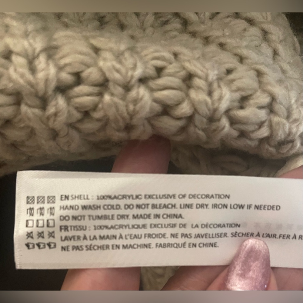 En Saison
NEW Women's Alyza Long-Sleeve Knit Sweater, oversized - Picture 12 of 14